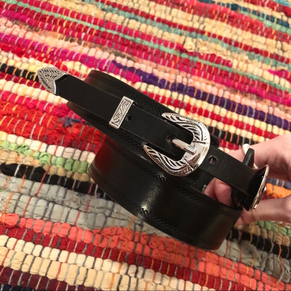 Forever 21 Accessories - NWOT black leather western double buckle belt 🌵